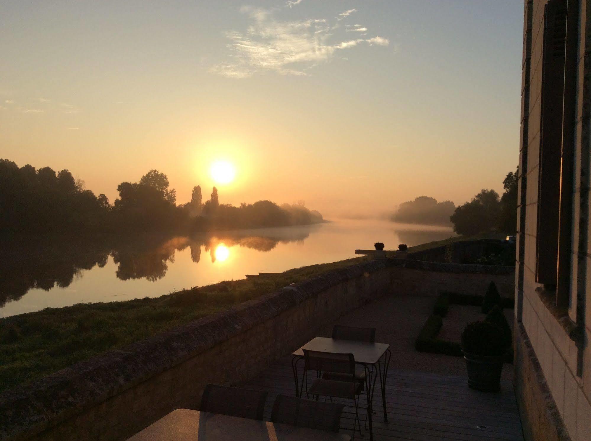 Domaine Du Heron Chinon Exterior foto